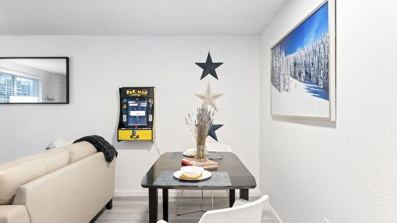 Photo of Bedroom in Englewood