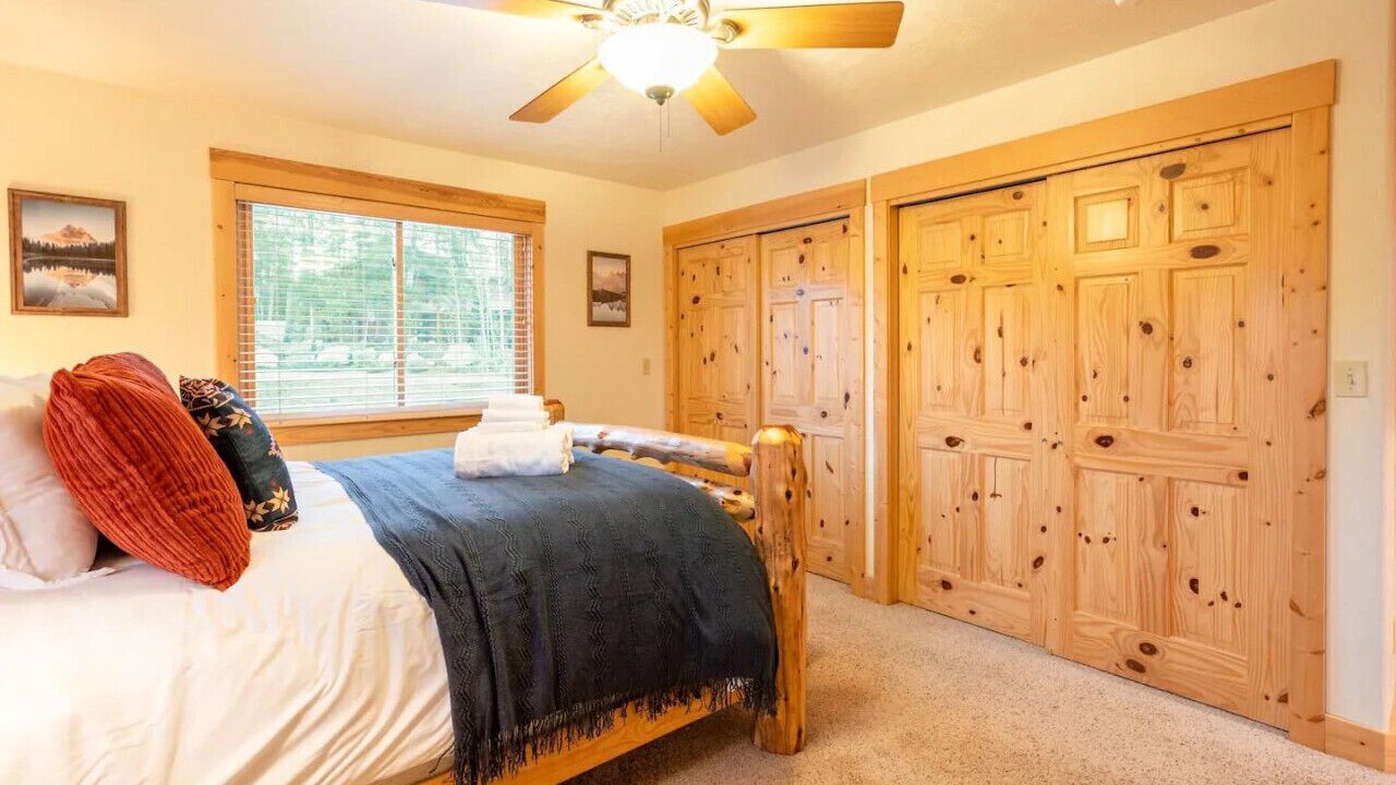Photo of Bedroom in Grand Lake