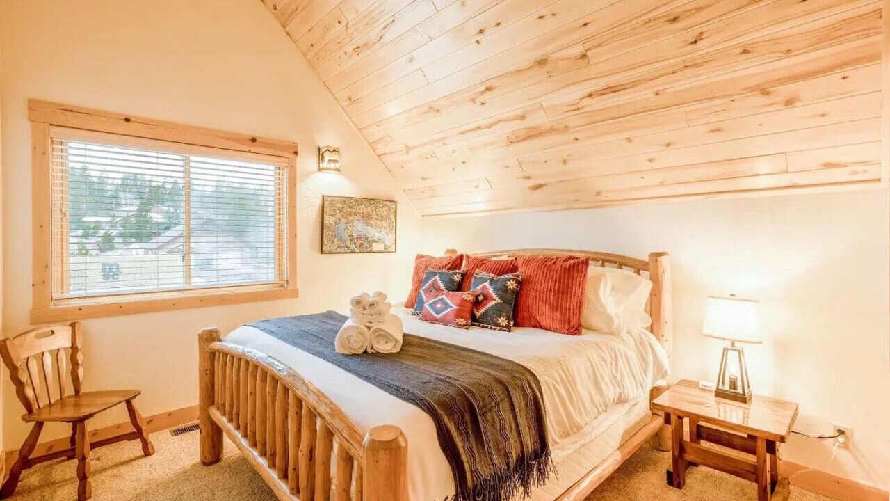 Photo of Bedroom in Grand Lake