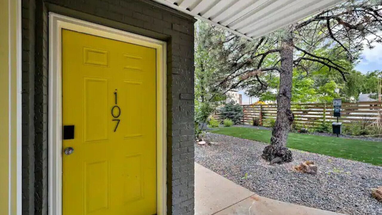 Photo of Outdoor in Englewood