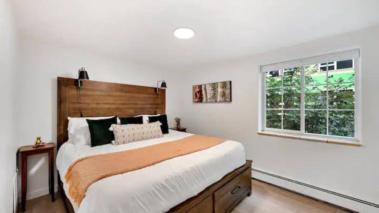 Photo of Bedroom in Englewood