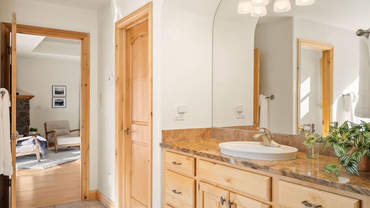 Photo of Bathroom in Bailey