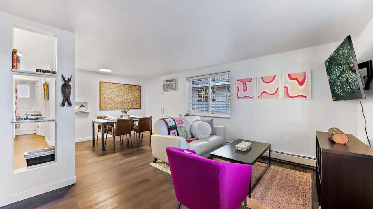 Photo of Livingroom in Englewood