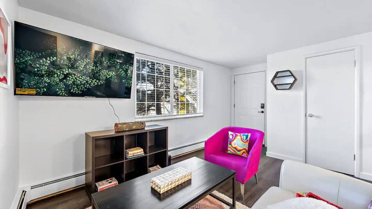 Photo of Livingroom in Englewood