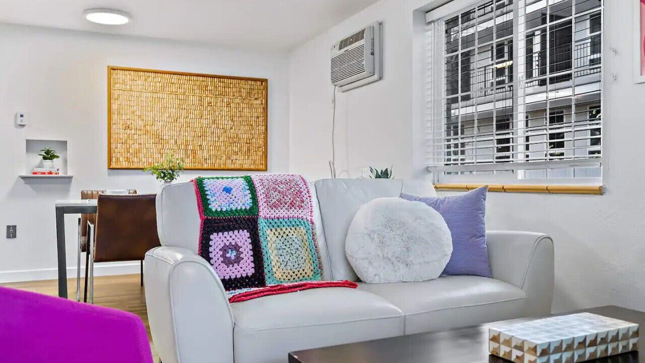 Photo of Livingroom in Englewood