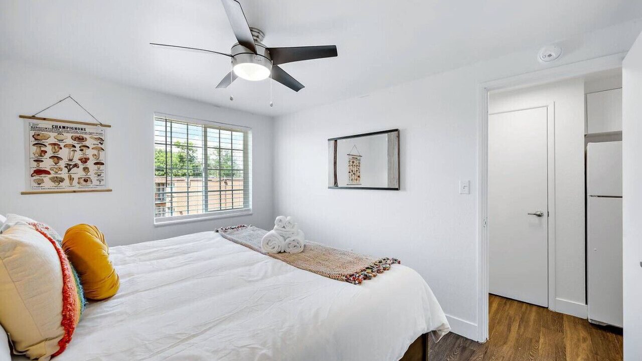 Photo of Bedroom in Englewood