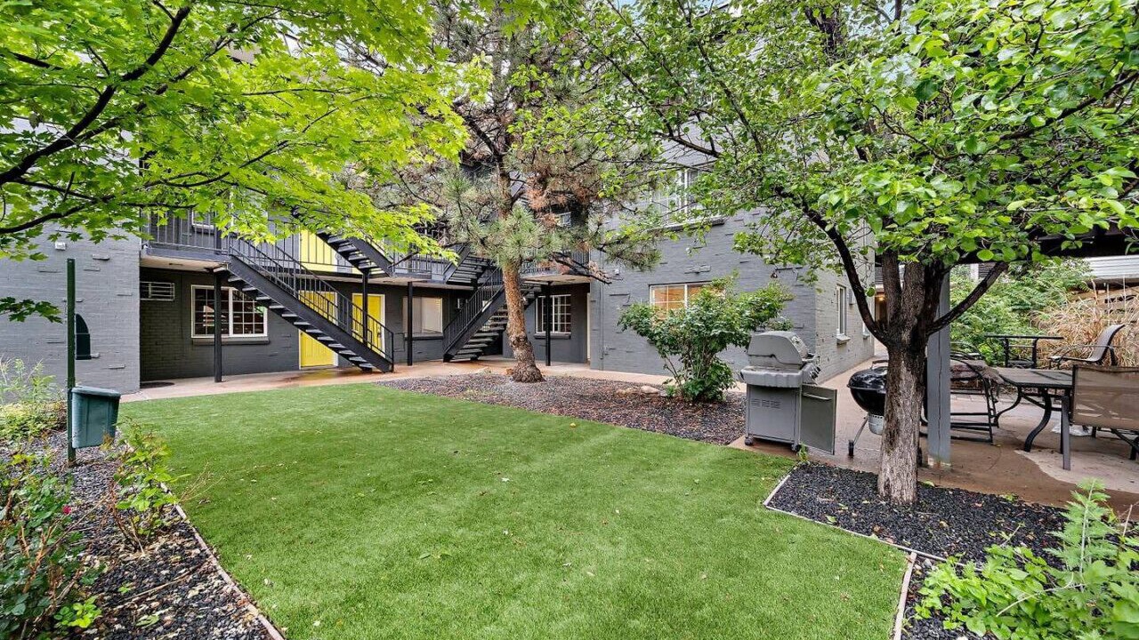 Photo of Outdoor in Englewood