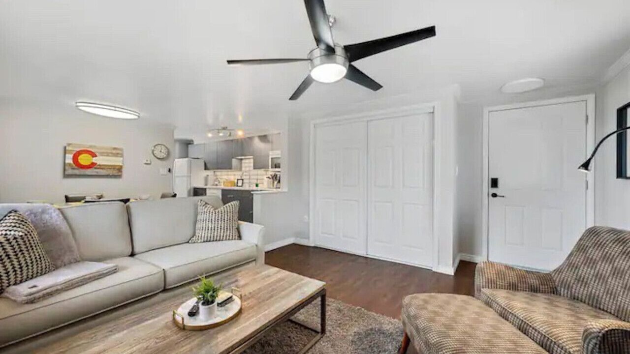 Photo of Livingroom in Englewood