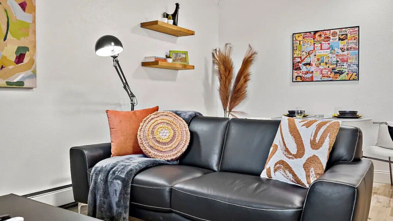 Photo of Livingroom in Englewood