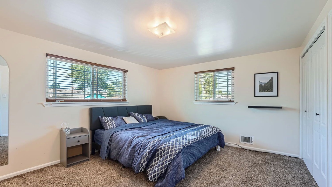 Photo of Bedroom in Thornton