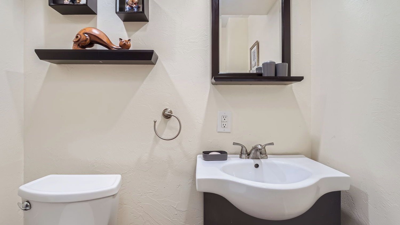 Photo of Bathroom in Thornton