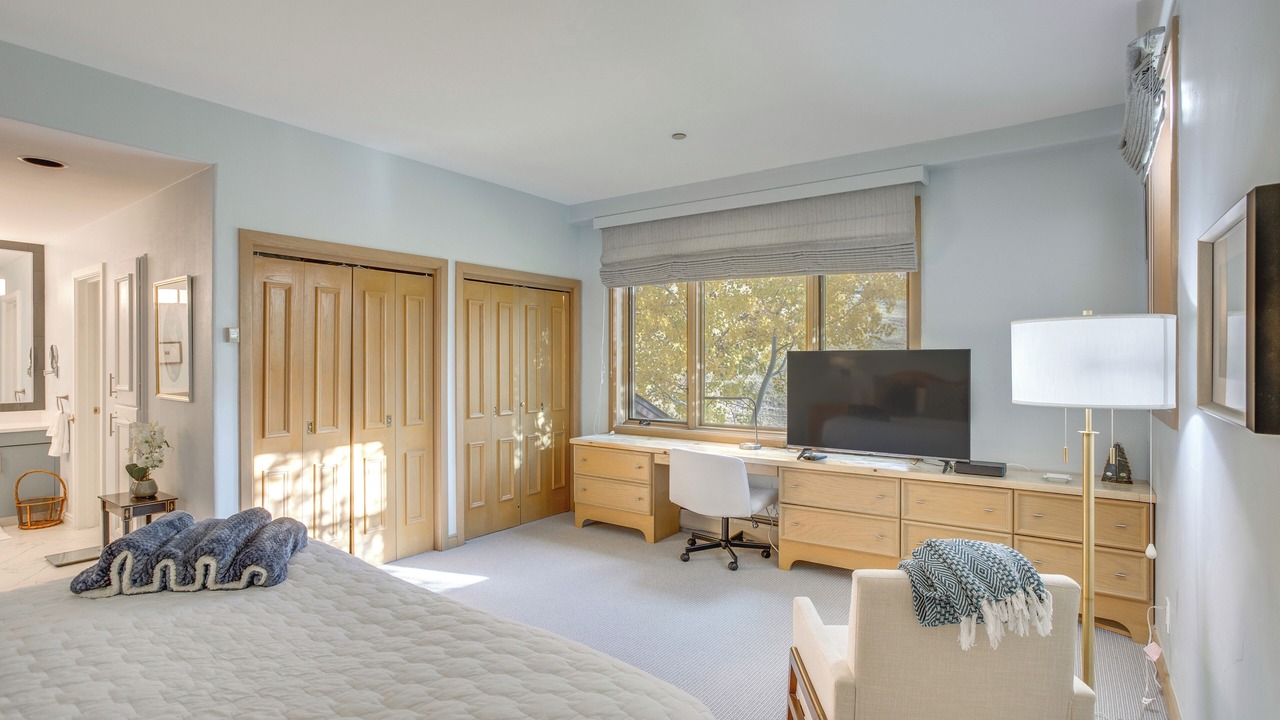 Photo of Bedroom in Highlands Townhomes