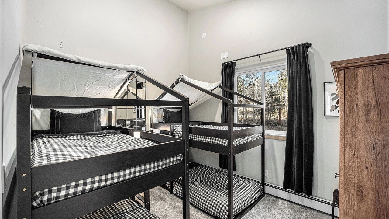Photo of Bedroom in Bailey