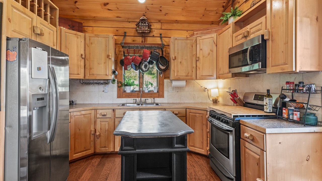 Photo of Kitchen in Burns