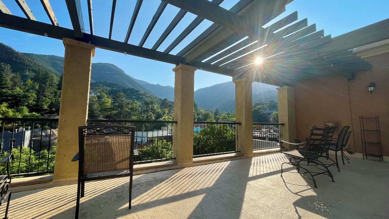 Photo of Patio Balcony in Manitou Springs Historic District