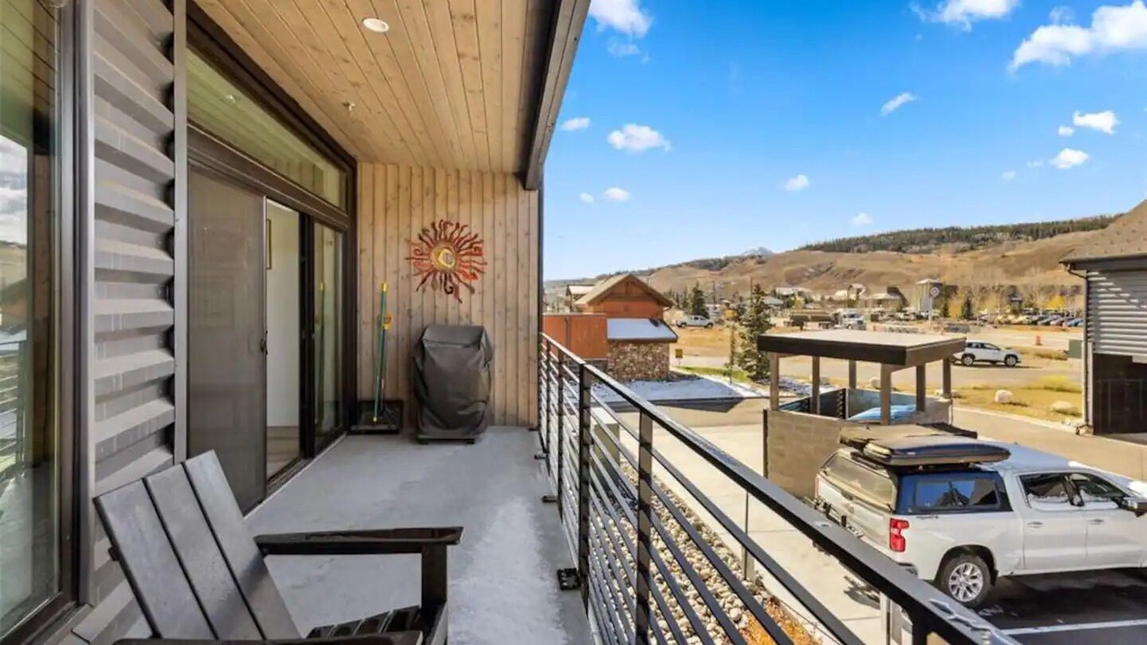 Photo of Patio Balcony in Willow Grove