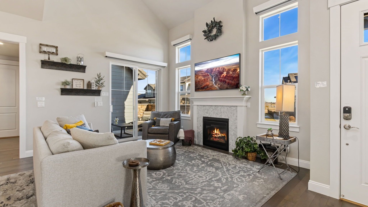 Photo of Livingroom in Loveland