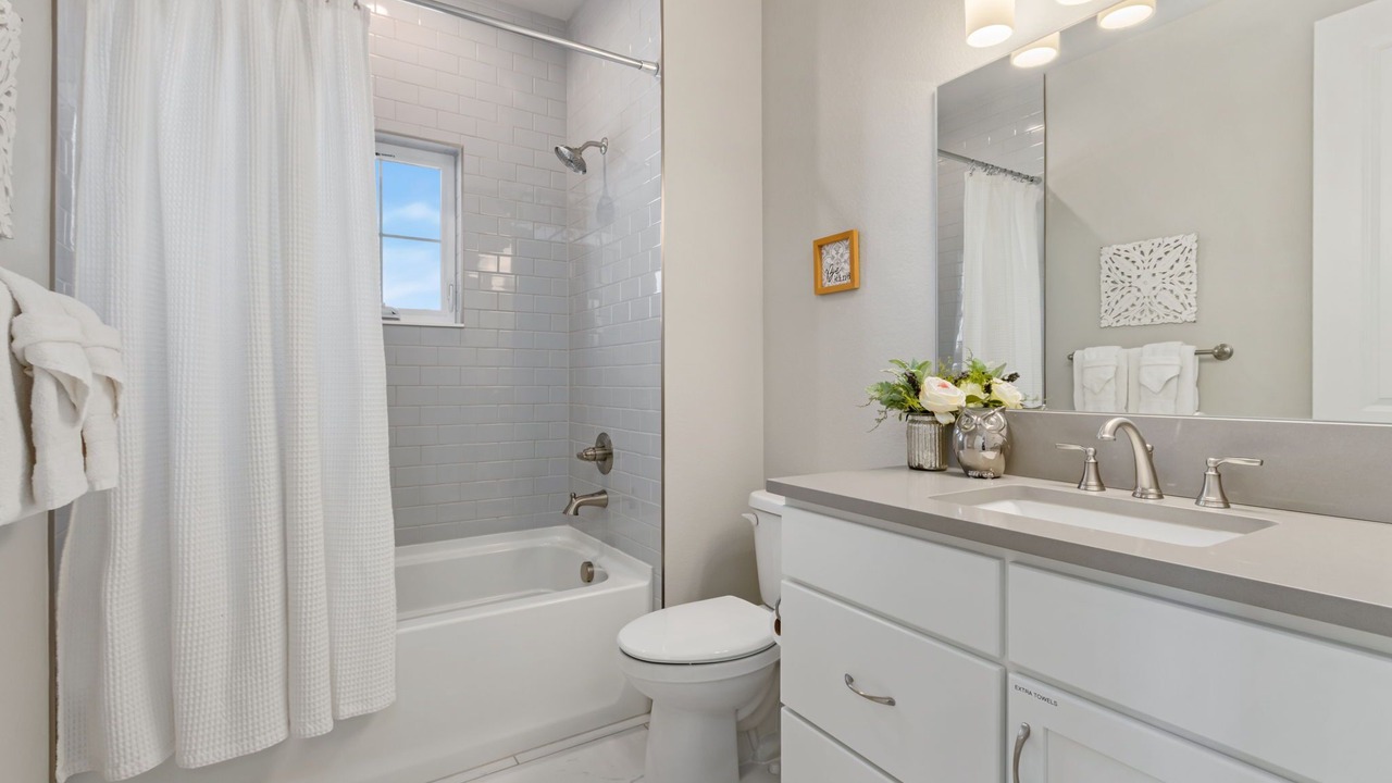 Photo of Bathroom in Loveland