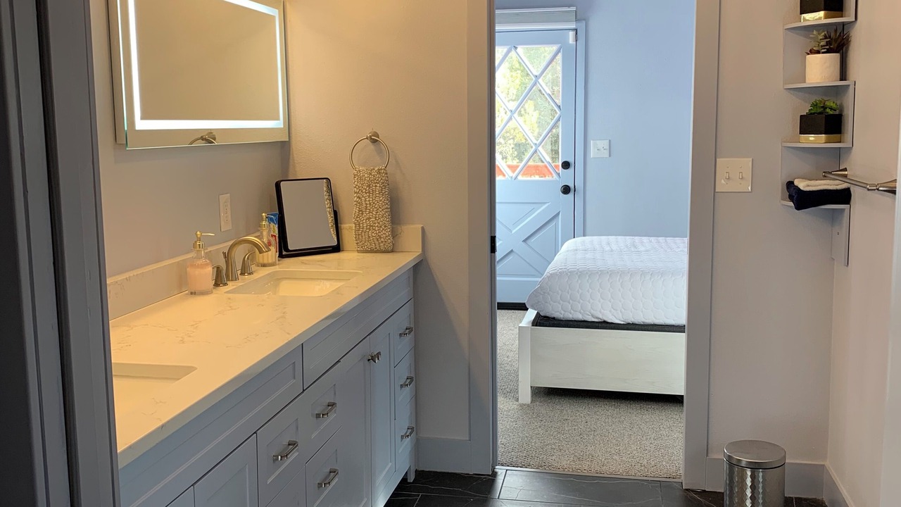 Photo of Bedroom in Black Hawk