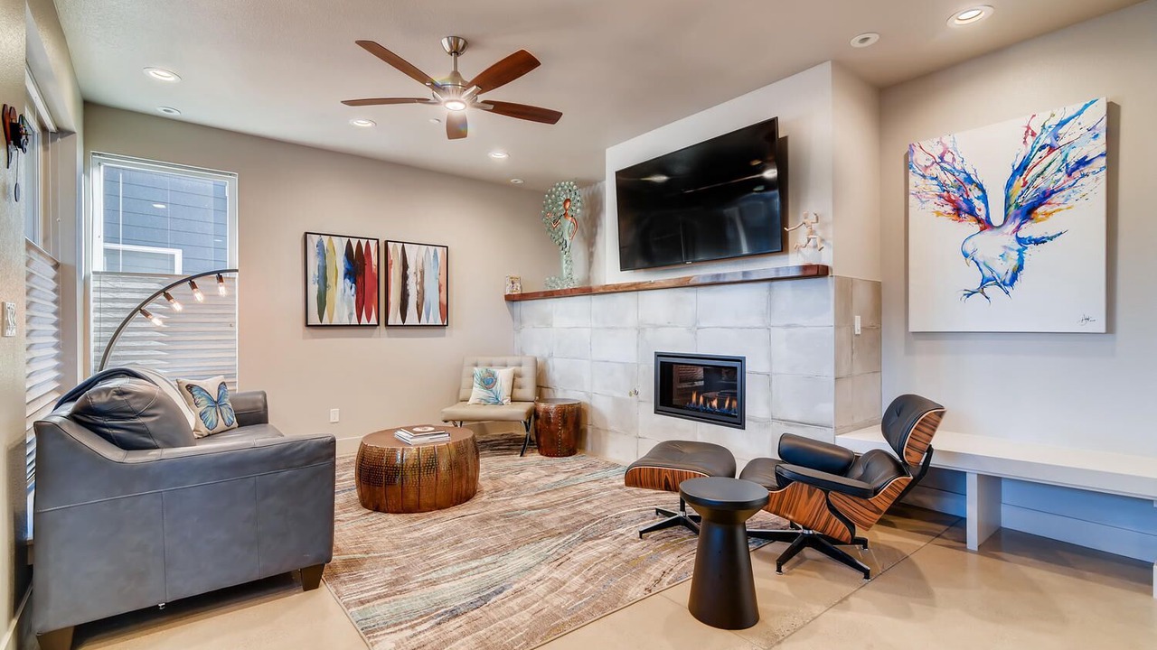 Photo of Livingroom in Old Town North