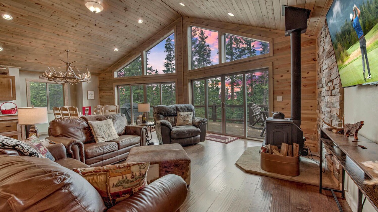 Photo of Livingroom in Michigan Hill