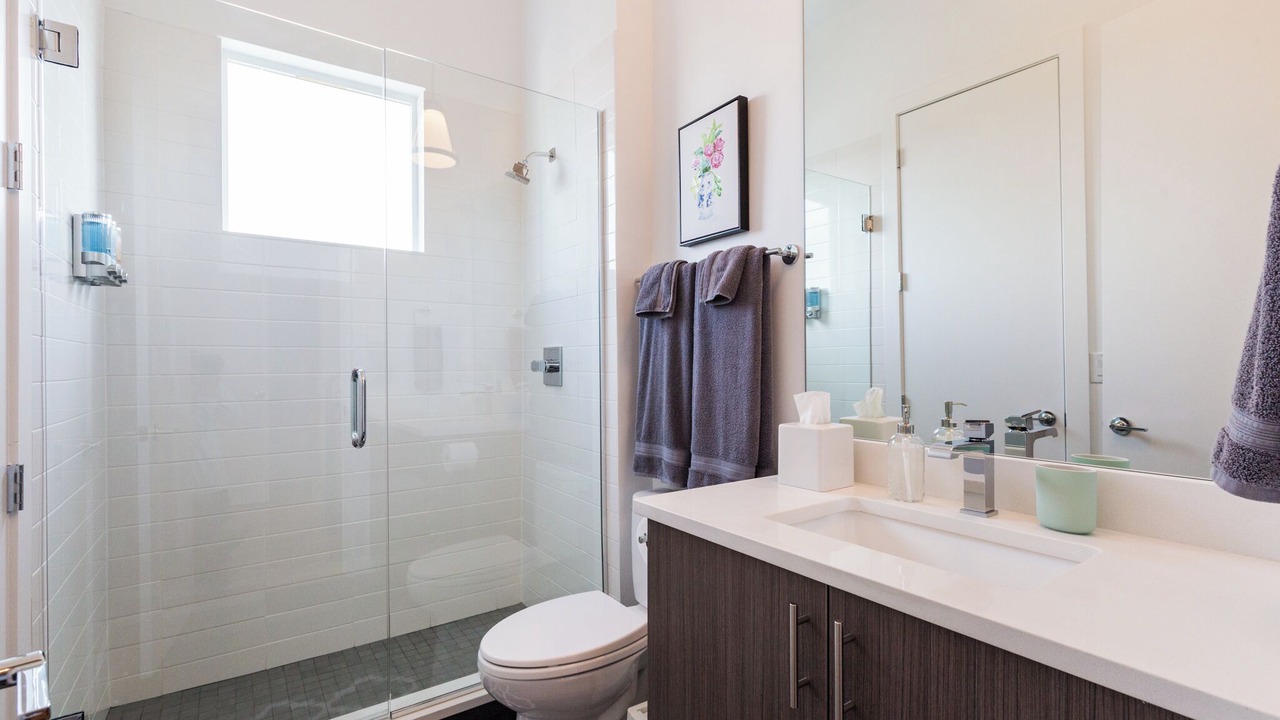 Photo of Bathroom in West Colfax
