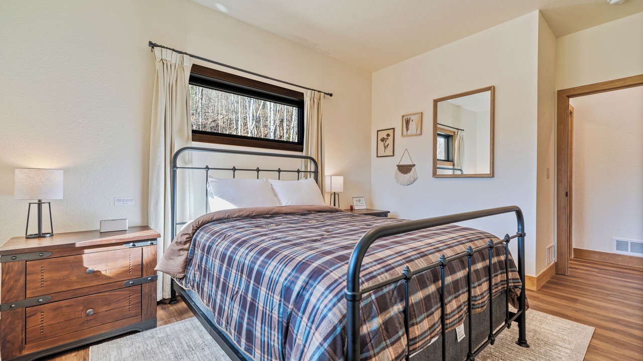 Photo of Bedroom in Alma