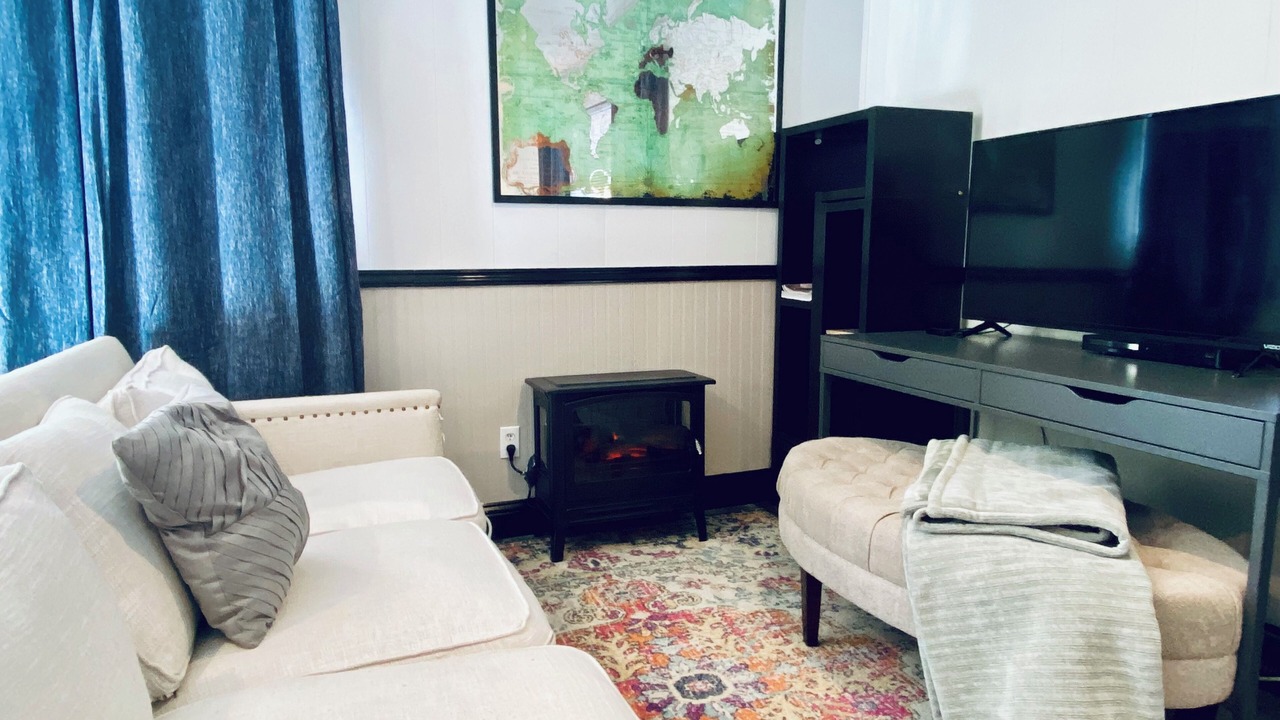 Photo of Livingroom in Lakewood