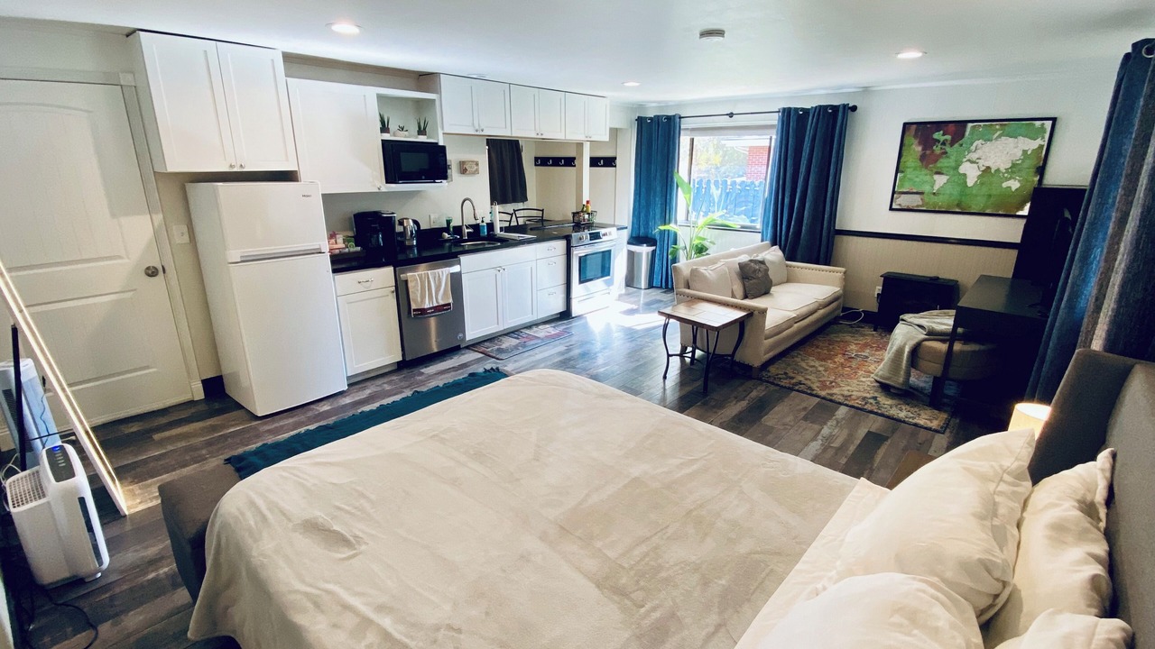 Photo of Bedroom in Lakewood