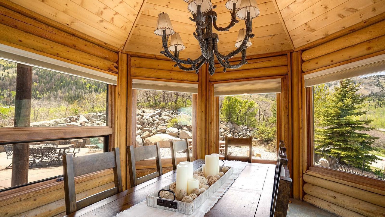 Photo of Bedroom in Mesa
