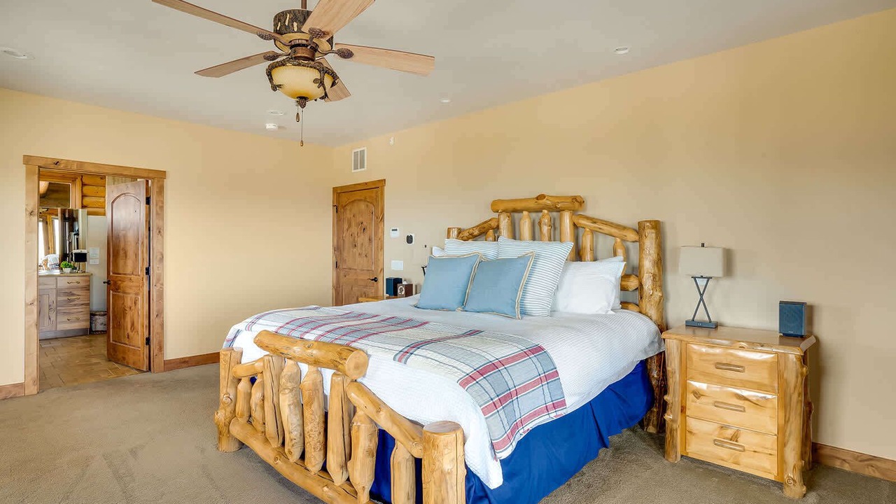 Photo of Bedroom in Mesa