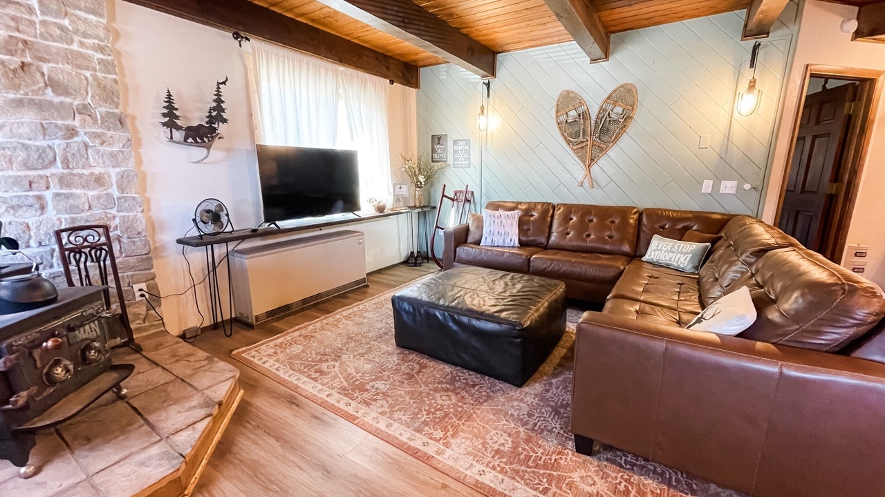 Photo of Livingroom in South Fork