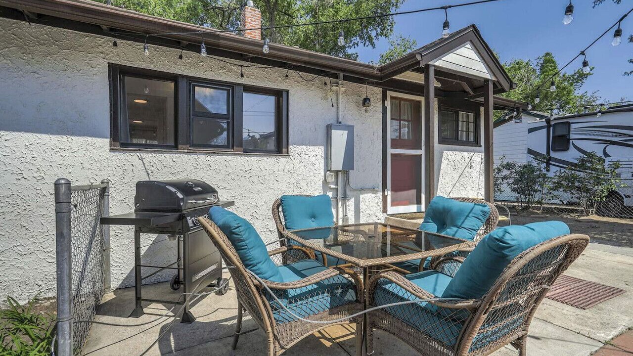 Photo of Outdoor in Old North End