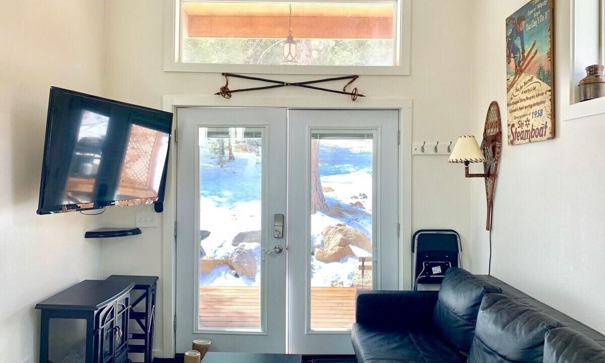 Photo of Livingroom in Idaho Springs