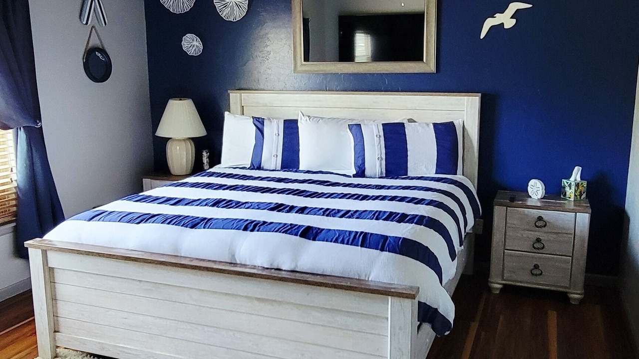 Photo of Bedroom in Fruitvale