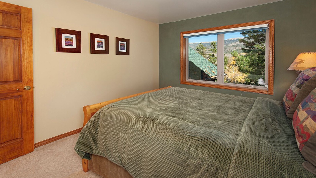 Photo of Bathroom in Three Peaks