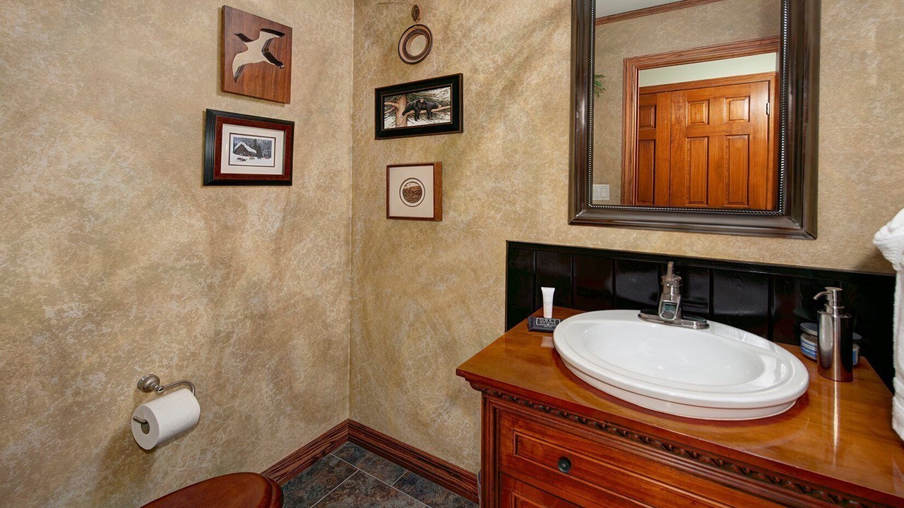 Photo of Bathroom in Three Peaks