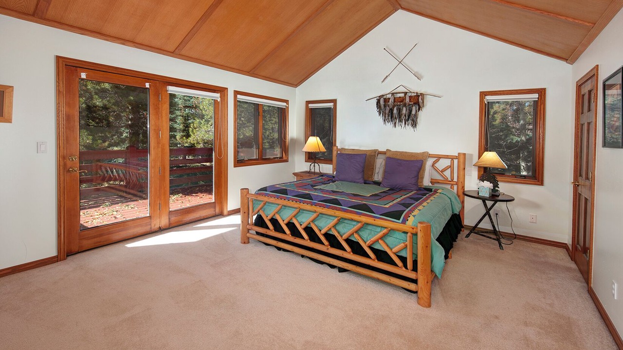 Photo of Patio Balcony in Three Peaks