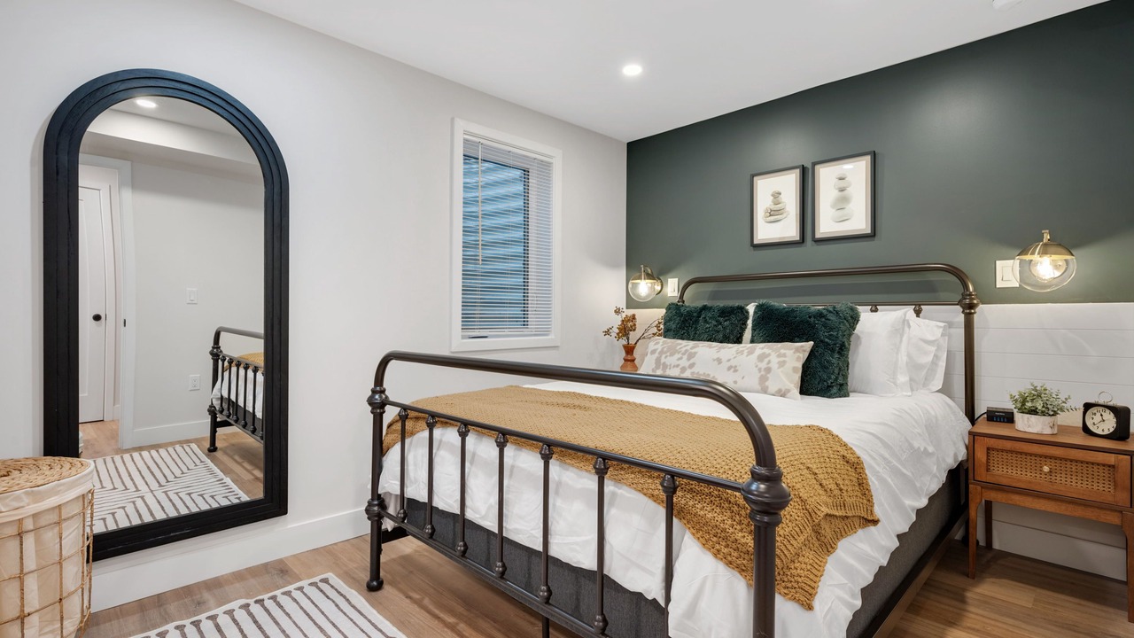 Photo of Bedroom in Berkley