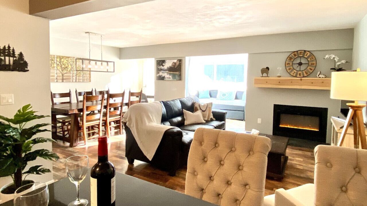 Photo of Livingroom in Saint Mary's