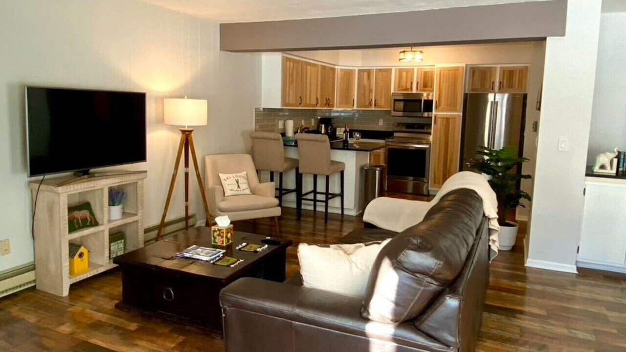 Photo of Livingroom in Saint Mary's