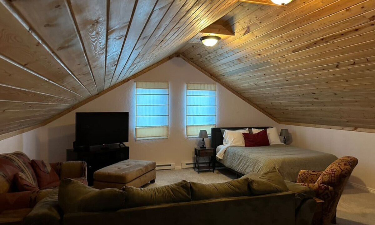 Photo of Bedroom in Saint Mary's