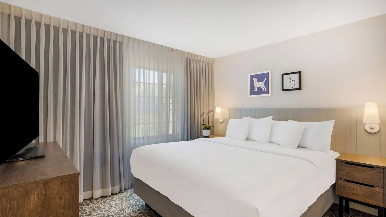 Photo of Bedroom in Acres Green