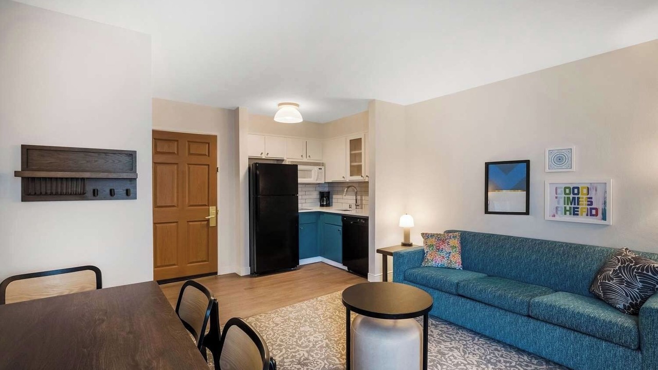 Photo of Livingroom in Lone Tree