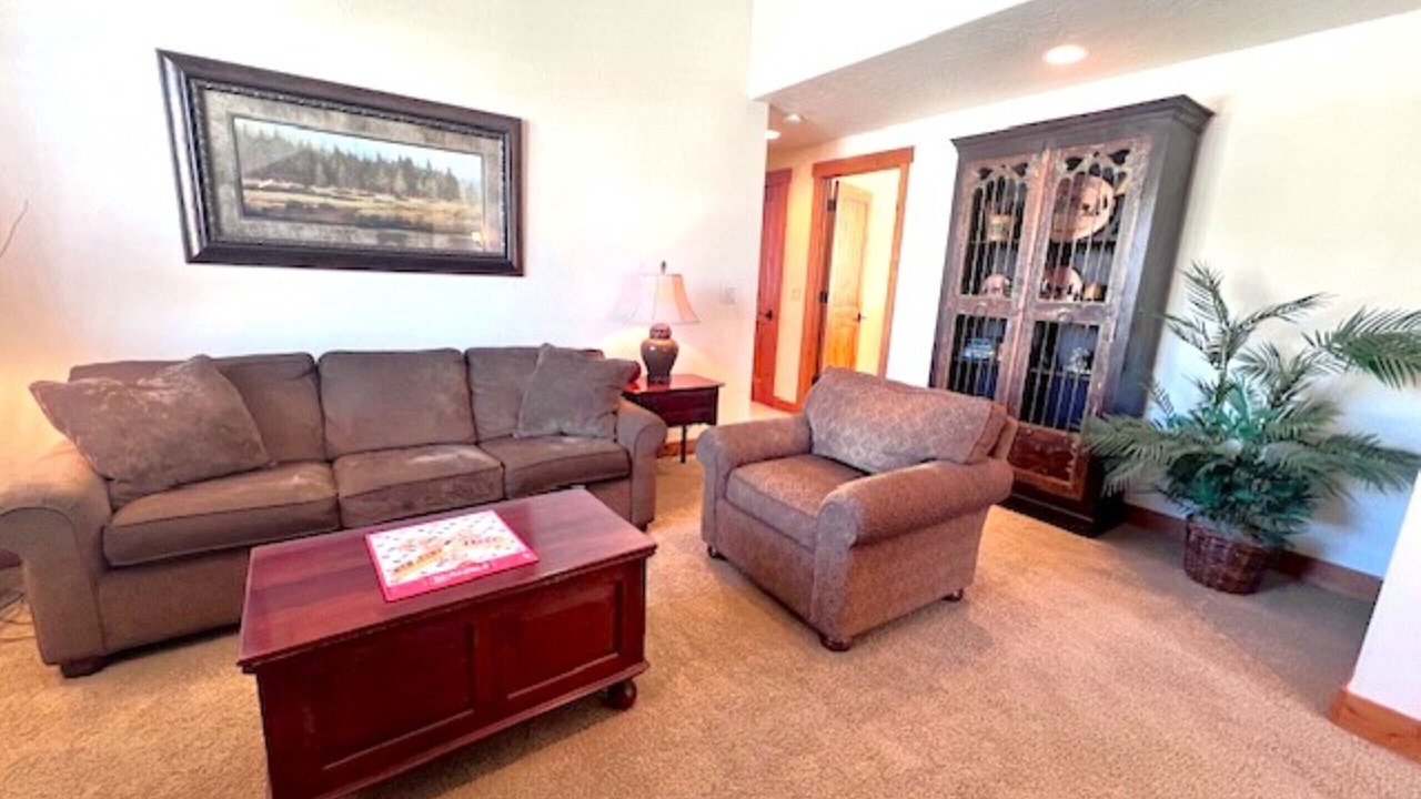 Photo of Bedroom in Three Peaks