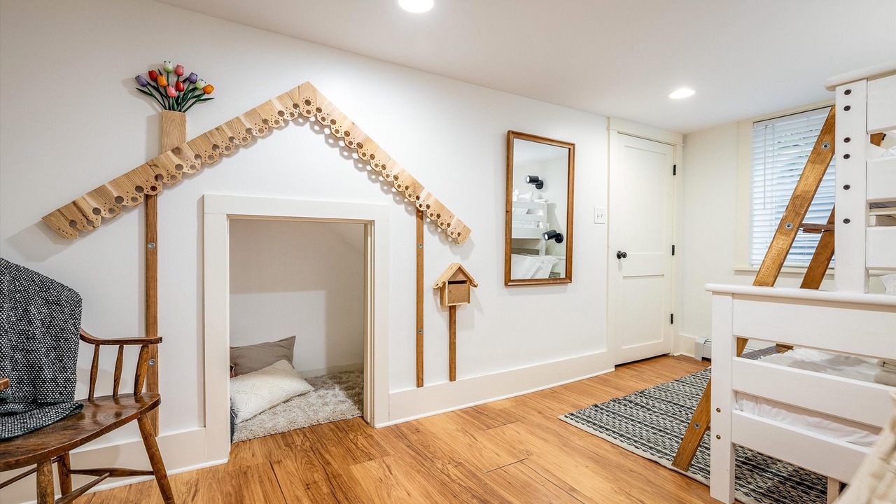 Photo of Bedroom in Lower Chautauqua