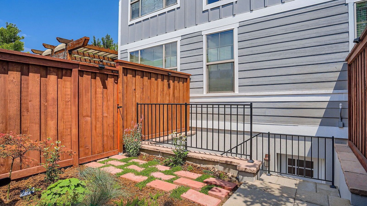 Photo of Outdoor in Stapleton