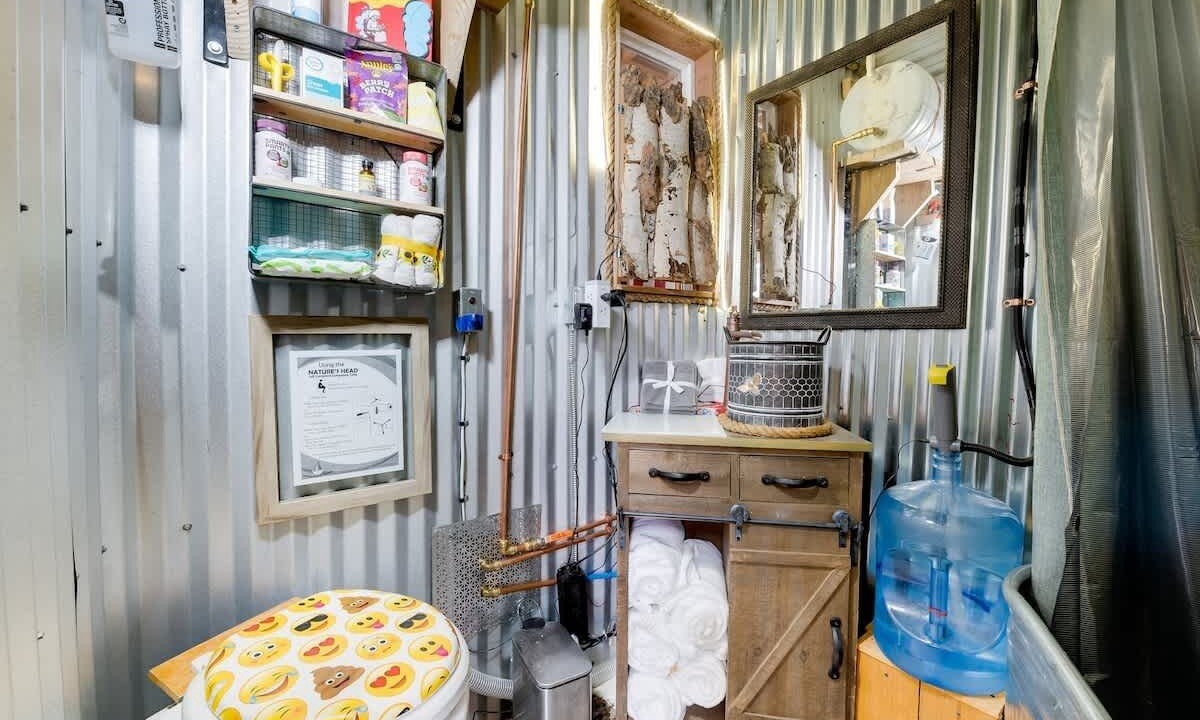 Photo of Bathroom in Elizabeth