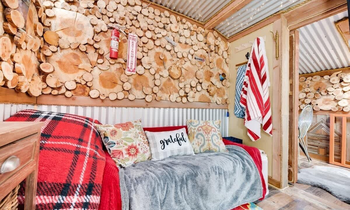 Photo of Bedroom in Elizabeth