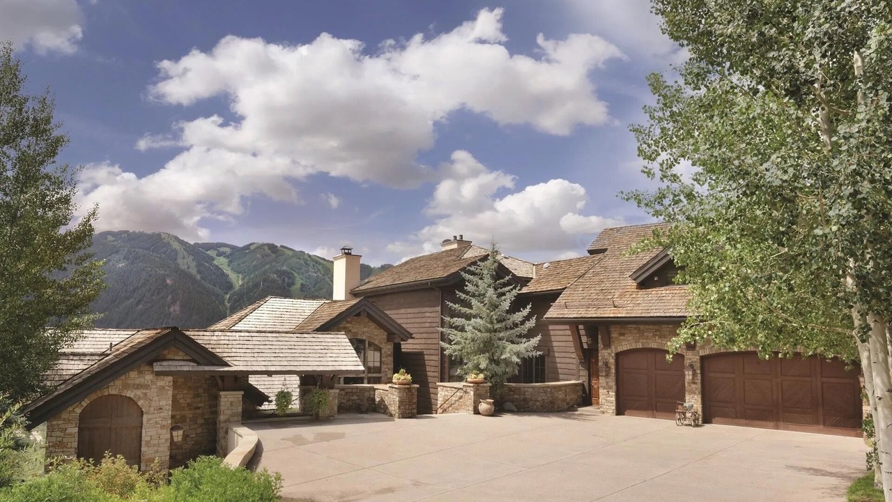 Photo of Outdoor in Red Mountain